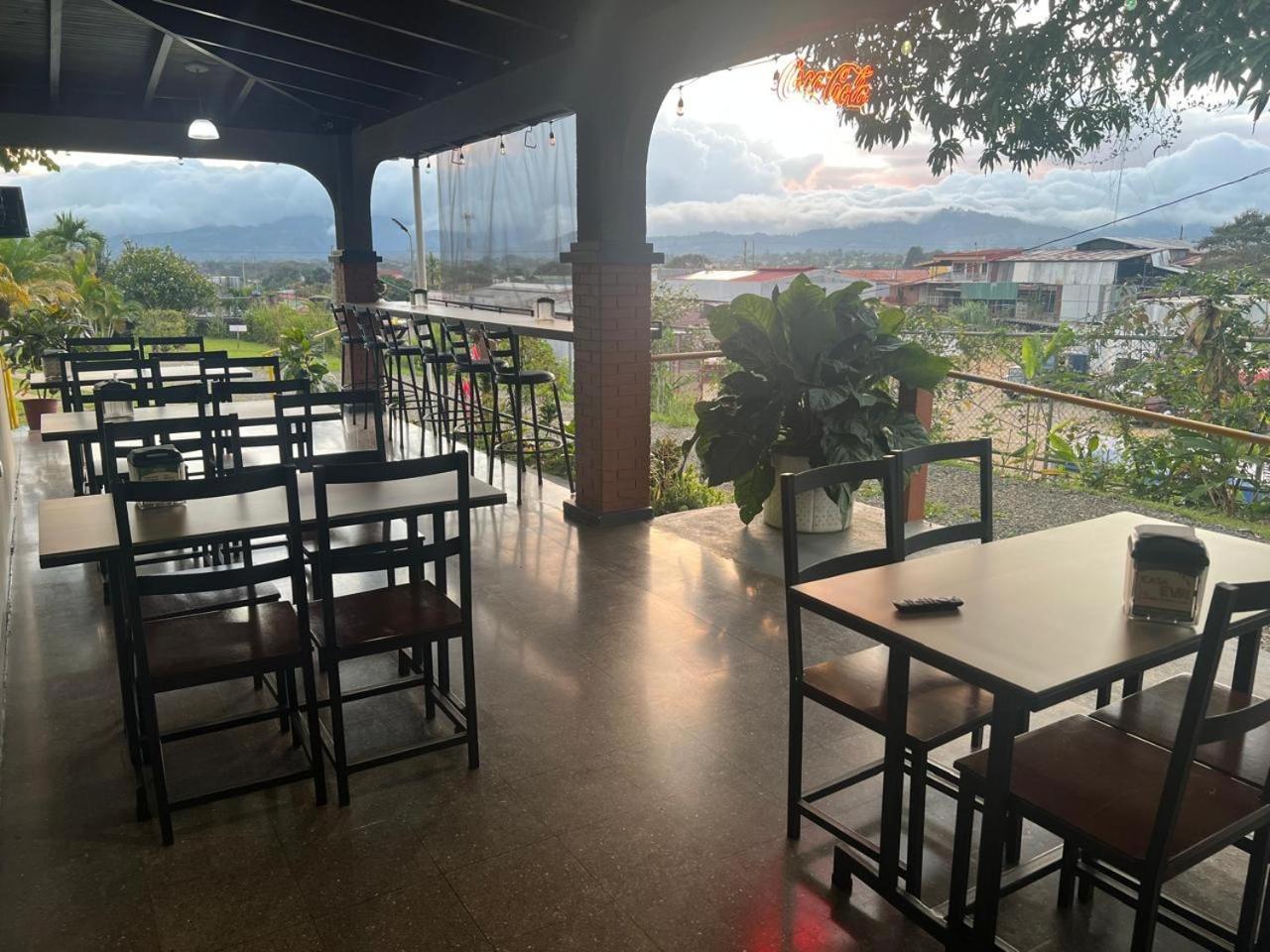Casa Eva Lodging Costa Rica San Isidro De El General Eksteriør billede